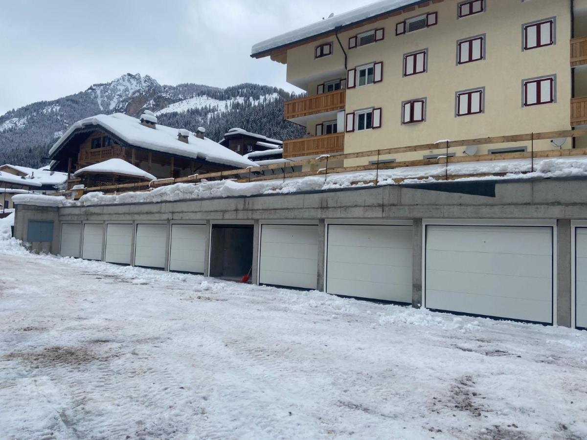 Appartamenti Ladina Campitello di Fassa Exterior photo